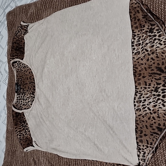 Sleeveless top. Animal print. Size Large. Brand is Phopsody. - Picture 1 of 4